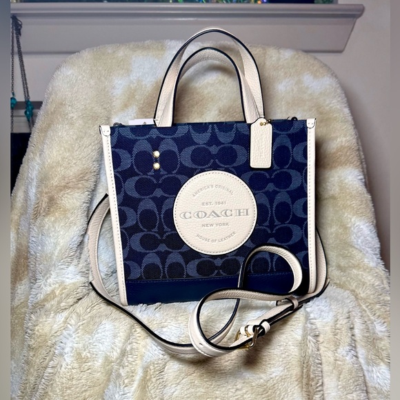 Coach Denim Dempsey Tote ‘22 - Picture 4 of 12